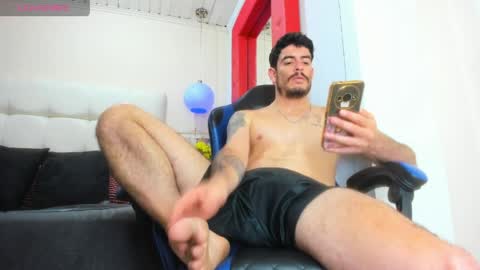 ---Damian--- online show from April 5, 4:15 pm