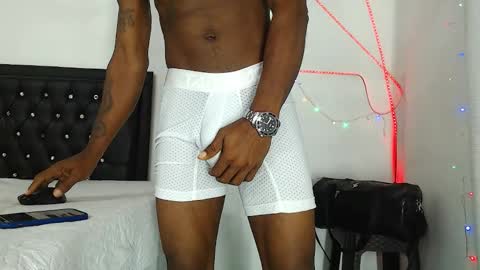 damian_hart_24cm online show from February 19, 10:47 am