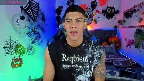 Snapshot of damian_latinxxx chatting on October 9, 3:45 am Damian online show from October 9, 3:45 am