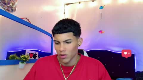 Snapshot of damian_latinxxx chatting on February 9, 11:47 am Damian online show from February 9, 11:47 am