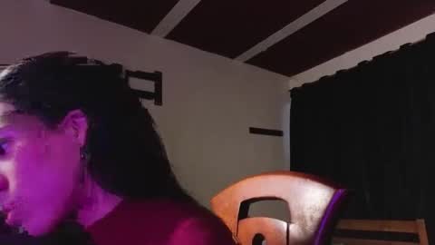 damian_n_lissa online show from April 17, 10:56 pm