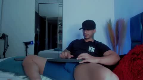 Snapshot of dammianmilleroficial chatting on September 21, 1:31 am INSTAGRAM DAMMIANMILLEROFICIAL online show from September 21, 1:31 am