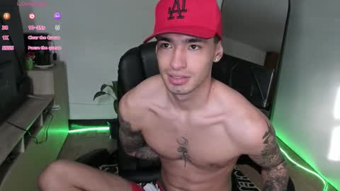 Damon online show from December 19, 9:10 pm