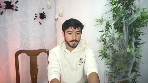 damon_frost online show from October 17, 6:56 pm