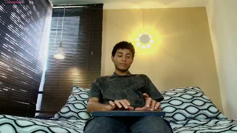 Damon  Salvatore online show from April 7, 6:54 pm