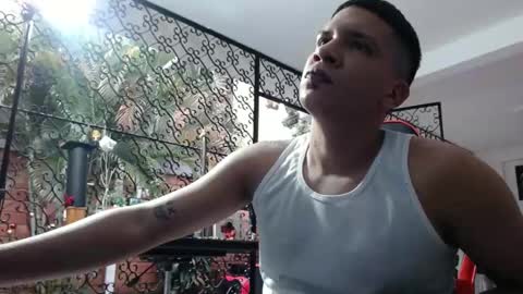 damyan_2003 online show from December 30, 9:50 pm