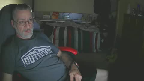 dan137111 online show from April 23, 10:45 am