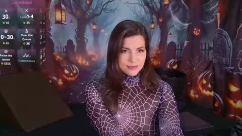 dana_bell online show from October 31, 11:27 pm