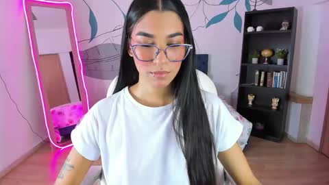 dana_paula online show from January 7, 11:48 am