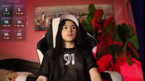 danaa_rouse online show from November 29, 11:45 pm