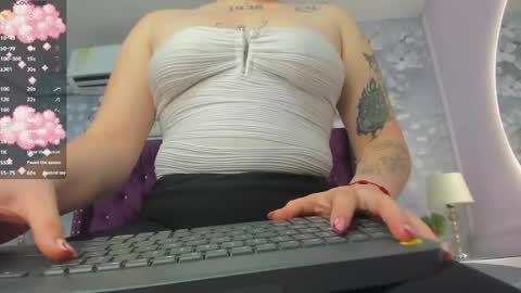 Daniela online show from April 4, 11:17 am