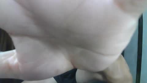 Snapshot of dani_cart chatting on September 30, 1:43 pm dani cart online show from September 30, 1:43 pm