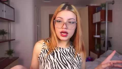 Venice online show from January 7, 7:35 am