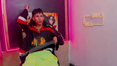 daniel_deluc77 online show from January 15, 3:26 am