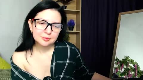 danielabliss online show from February 9, 6:43 am