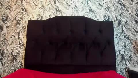 Snapshot of danielamonroe chatting on September 20, 10:02 pm danielamonroe online show from September 20, 10:02 pm