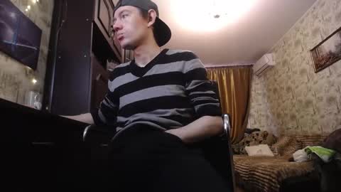 Snapshot of danielgraysoon chatting on March 4, 10:35 am Daniel Grayson online show from March 4, 10:35 am