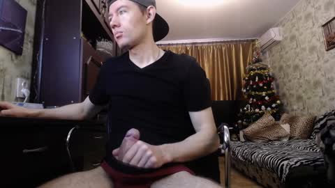 Snapshot of danielgraysoon chatting on December 17, 10:34 am Daniel Grayson online show from December 17, 10:34 am