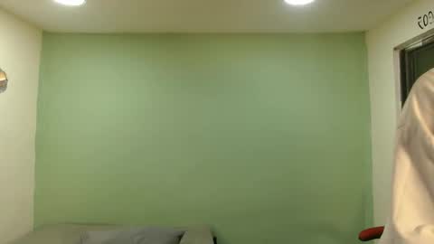 danielitopapii online show from December 5, 2:00 am