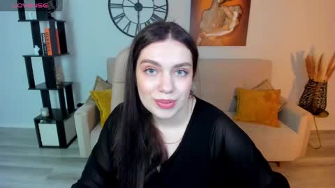 Snapshot of daniellasweet20 chatting on March 9, 10:41 am Daniella online show from March 9, 10:41 am