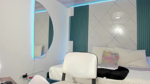 Danielle online show from November 14, 4:36 am