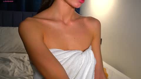 Danielle online show from February 9, 2:26 am