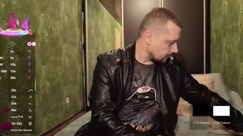 DanieloCool online show from December 18, 7:36 am