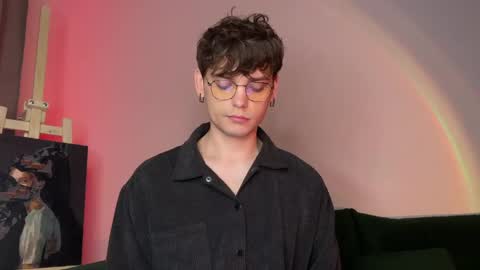 danieltuckerr online show from April 19, 12:22 am