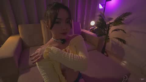      online show from October 14, 10:57 pm