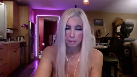 DanikaWhite69 online show from October 7, 8:54 am