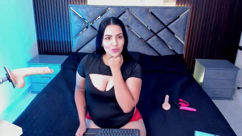 Snapshot of daniwhatson chatting on September 20, 2:03 am Dani whatson online show from September 20, 2:03 am