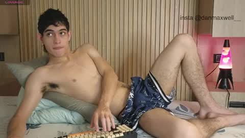 Dan maxwell online show from April 10, 10:42 am