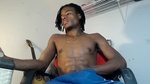 dann_hill_1 online show from February 3, 9:29 pm