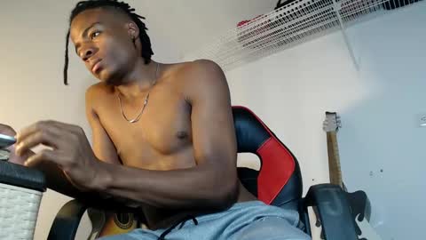 dann_hill_1 online show from February 12, 6:51 pm