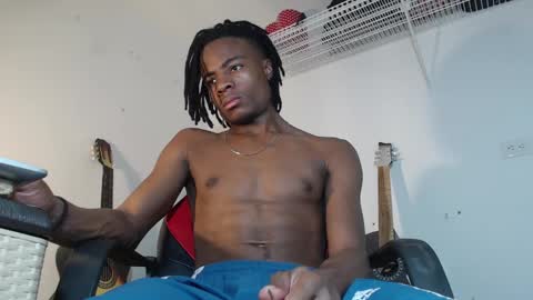 dann_hill_1 online show from February 17, 11:22 pm