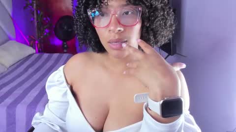 Snapshot of danna_berry chatting on September 29, 5:45 pm DannaBerry online show from September 29, 5:45 pm