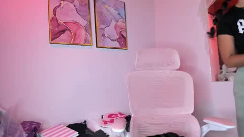 Snapshot of danna_lovs chatting on February 27, 11:06 am Danna Lovs online show from February 27, 11:06 am
