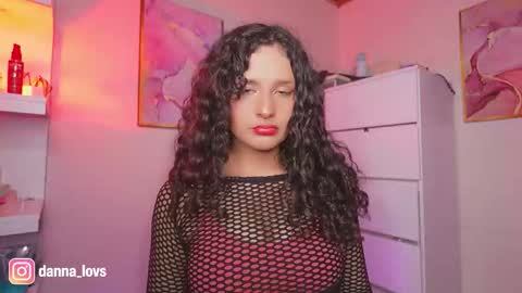 Danna Lovs online show from November 11, 5:59 pm