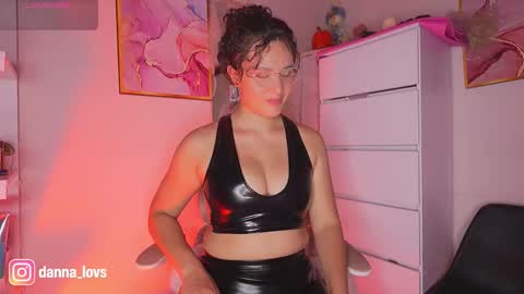 Snapshot of danna_lovs chatting on October 13, 6:10 pm Danna Lovs online show from October 13, 6:10 pm