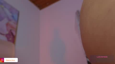 Snapshot of danna_lovs chatting on March 11, 12:06 pm Danna Lovs online show from March 11, 12:06 pm