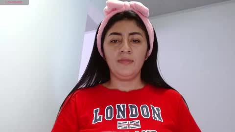 Danna online show from October 31, 8:31 pm