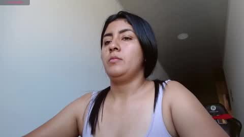 Snapshot of danna_peterson chatting on September 25, 7:54 pm Danna online show from September 25, 7:54 pm