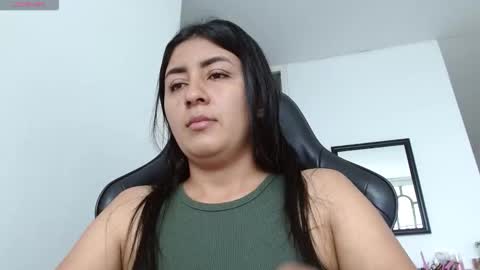 Danna online show from November 26, 8:05 pm