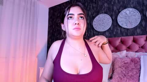 Danna online show from March 4, 5:03 pm