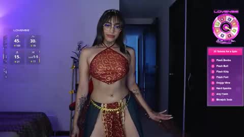 Snapshot of dannielle_ chatting on October 15, 8:42 pm online show from October 15, 8:42 pm