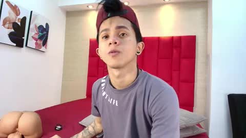 Danny online show from November 4, 1:45 pm