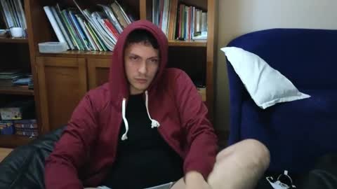Snapshot of danruiz33 chatting on October 1, 5:39 am Dan online show from October 1, 5:39 am