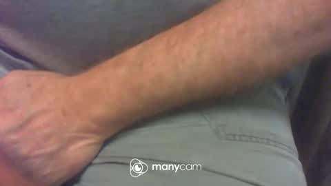 Snapshot of dansmit224 chatting on December 5, 10:28 pm Dan442 online show from December 5, 10:28 pm