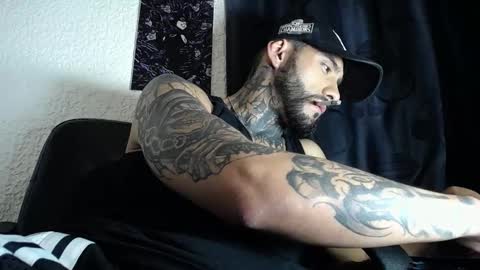 Snapshot of dante_d_angelo_ chatting on September 26, 9:50 am dante_d_angelo_ online show from September 26, 9:50 am