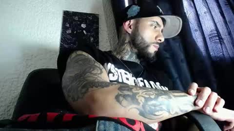 Snapshot of dante_d_angelo_ chatting on October 10, 6:03 pm dante_d_angelo_ online show from October 10, 6:03 pm